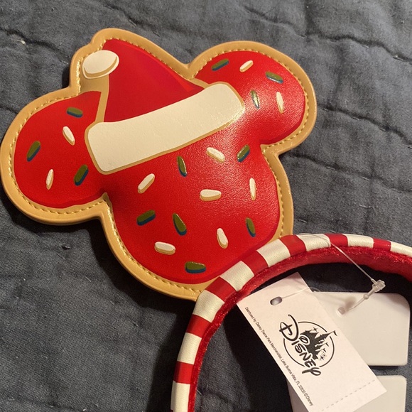 NWT DISNEY Mickey Mouse Gingerbread Santa Ears - Picture 2 of 3